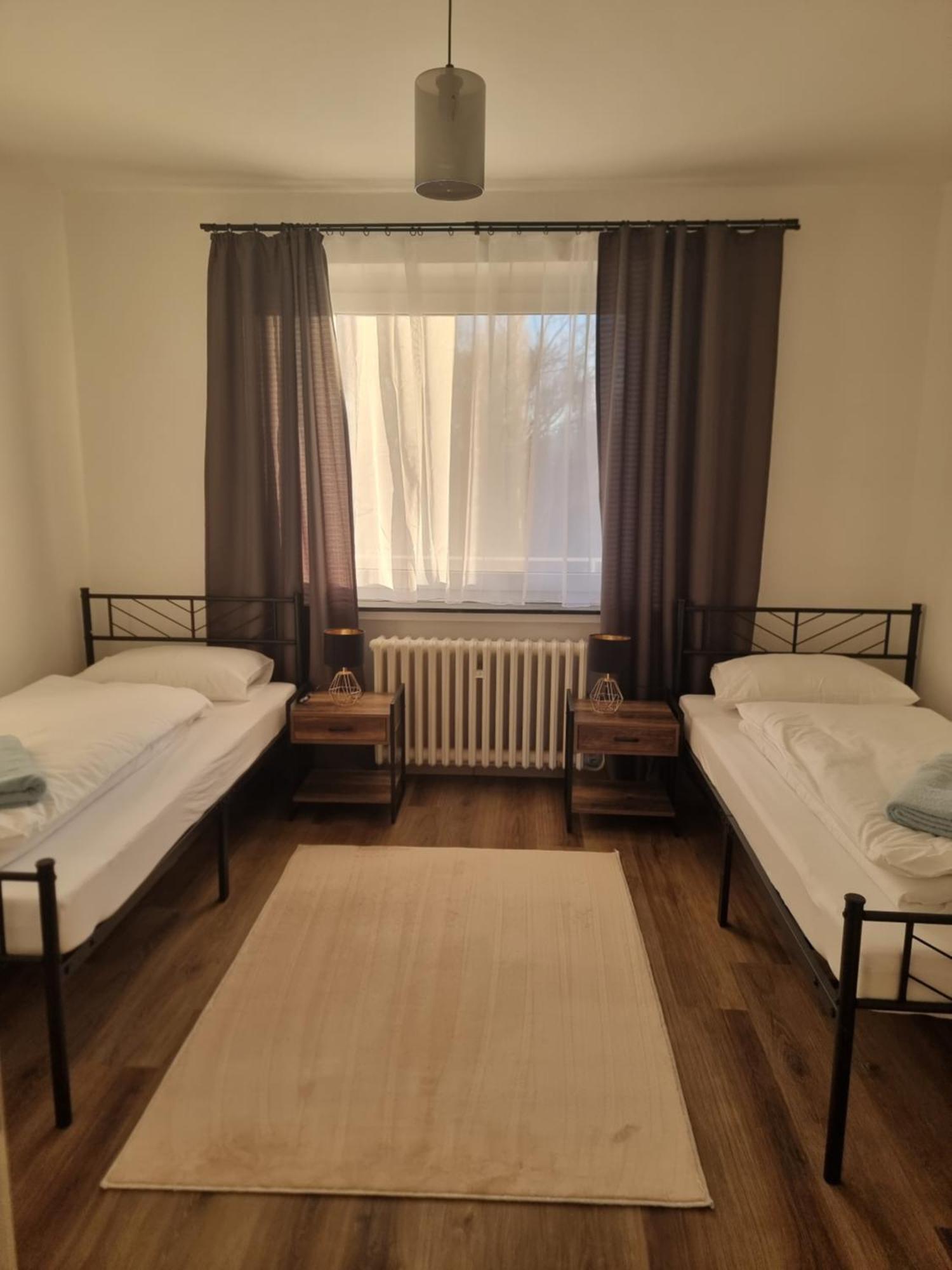 Hp 3-zi-whg - 69qm, 6 Pers, Balkon, Wifi, Kueche, Bad Apartment Hannover