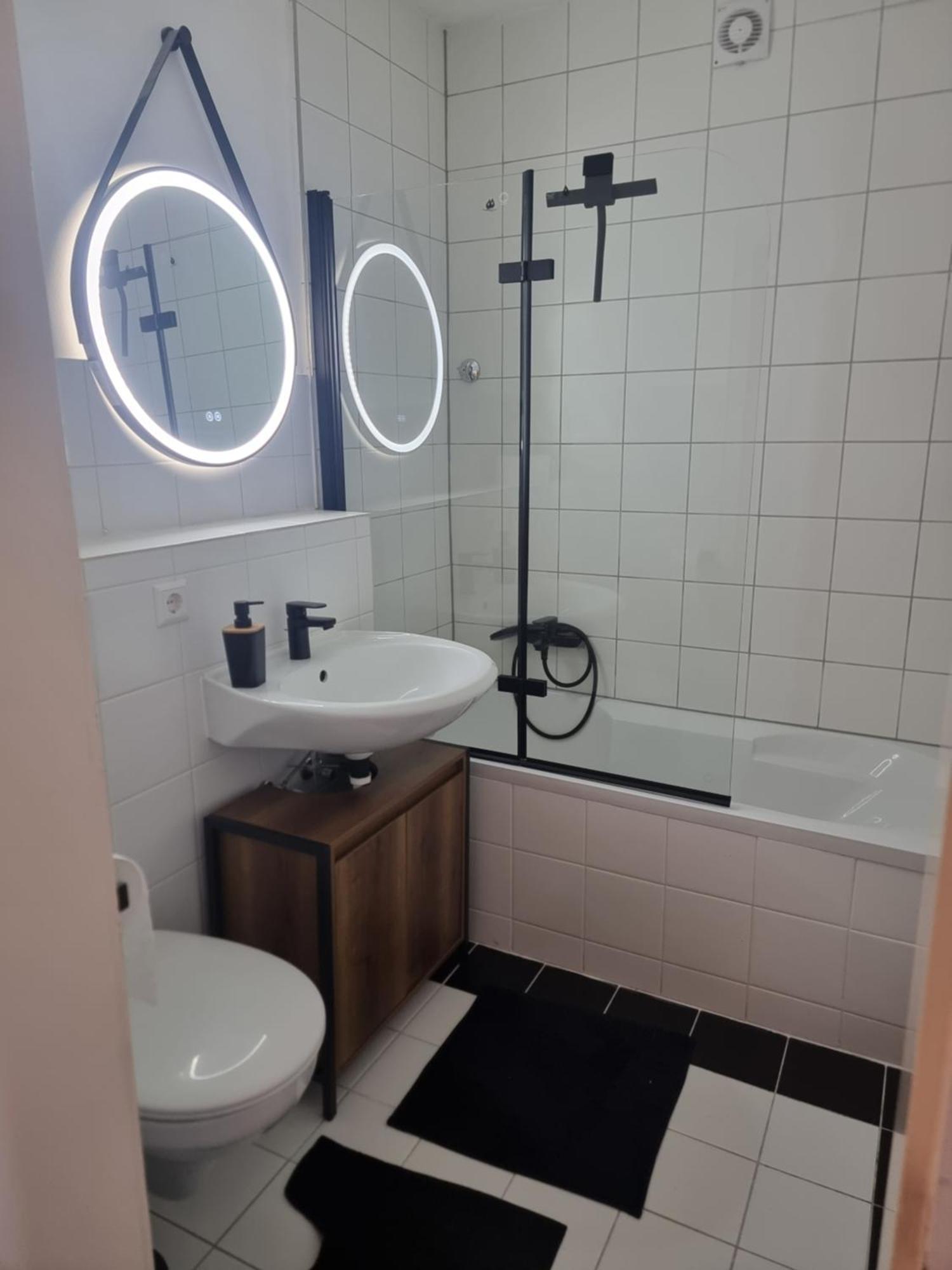 Apartment Hp 3-zi-whg - 69qm, 6 Pers, Balkon, Wifi, Kueche, Bad *