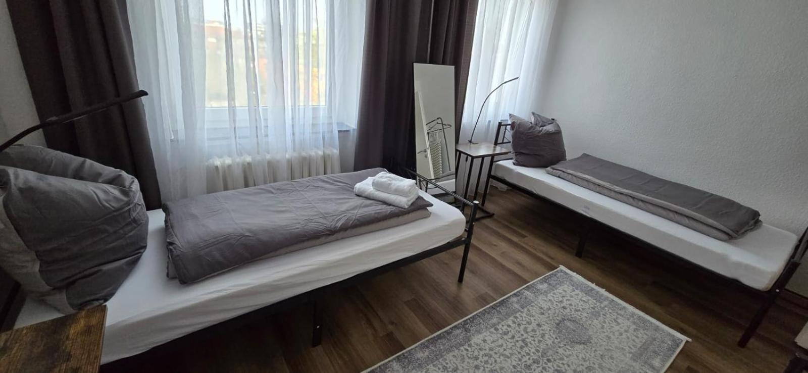 Hp 3-zi-whg - 69qm, 6 Pers, Balkon, Wifi, Kueche, Bad * Hannover